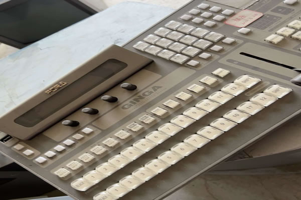 如何选择香港的VPS服务，推荐的购买渠道和平台