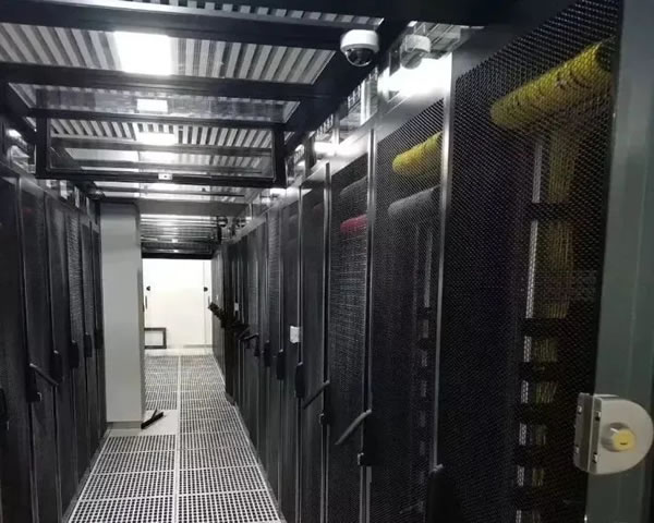 游戏行业如何选择适合的香港站群服务器